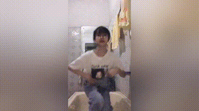 独家泄密很多人找的眼镜娘小萝莉在家跟男友裸聊自慰真嫩 动图预览 - 私房ACG - sifacg.com