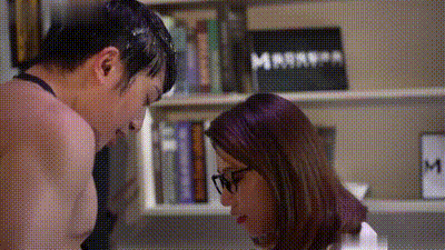 爱足交的女上司 动图预览 - 私房ACG - sifacg.com