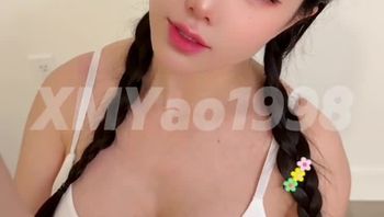 我的美女教练竟然让我脱了裤子训练 - 私房ACG - sifacg.com