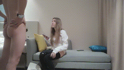 【太子探花】极品清新女神模特，妹子怀疑偷拍要求退钱，小陈头强势啪啪花式蹂躏，刺激劲爆 动图预览 - 私房ACG - sifacg.com