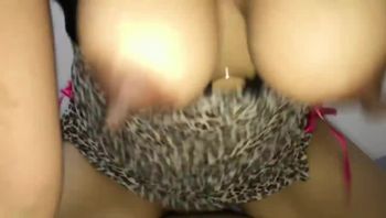 泰国熟女『BbwThaixxx』蒙眼性感豹纹套上 今晚和老公来点刺激的 - 私房ACG - sifacg.com