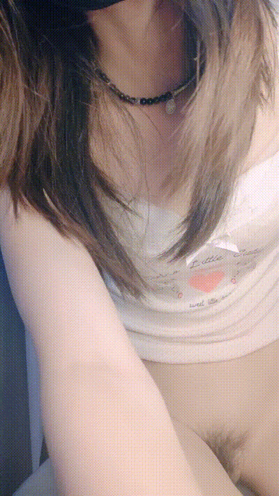 学生妹珏酱直播 -嫩妹的逼毛也一样多 动图预览 - 私房ACG - sifacg.com