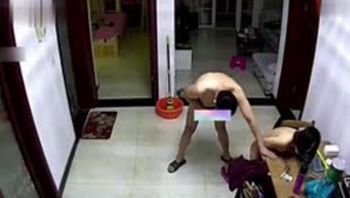 网曝河南人妻出轨监控和自拍流出和情妇在家客厅后入床上开发屁眼对白有趣 - 私房ACG - sifacg.com