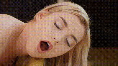 香艳四级，这样的极品女仆受不了鸡巴掏出来 动图预览 - 私房ACG - sifacg.com