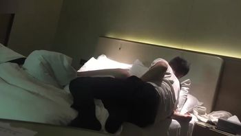 可以让我爽一次吗？我已经很久没有高潮过了，如果你让我喜欢了我会多找你的，平时只能靠玩具高潮，第一次见到这么骚的！ - 私房ACG - sifacg.com