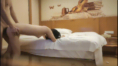 白上衣黑短裤 主动挑逗 身材很好 动图预览 - 私房ACG - sifacg.com