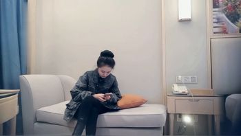 【七天极品探花】极品一字马女神，穿上情趣黑丝多姿势暴力抽插，呻吟娇喘不断 - 私房ACG - sifacg.com