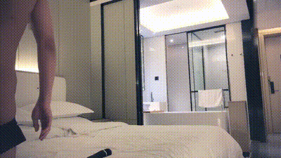 【午夜寻花】运动服逼毛长大黑牛抽插 动图预览 - 私房ACG - sifacg.com