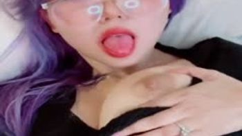 【留学生泄密微胖可爱小甜妹】巨乳肥臀身材真实极品一边聊天一边给老外橹鸡巴 - 私房ACG - sifacg.com