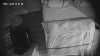 学生小情侣开房妹子对男友的鸡鸡很好奇不停得玩弄 - 私房ACG - sifacg.com