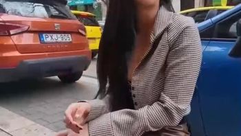 【我有很多日本男友，但是还没美国男友】这是第一次真实搭讪的时候，女孩看到老外的别墅就两眼放光，刚坐下就主动脱衣服！ - 私房ACG - sifacg.com