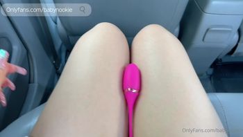 泰国巨乳在车库 自慰 阳具塞满阴道 还在 喷水【babynookie】 - 私房ACG - sifacg.com