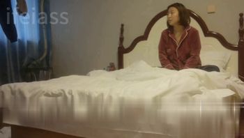 新婚少妇趁她老公不在家，约我去她新搬的婚房中做爱 - 私房ACG - sifacg.com