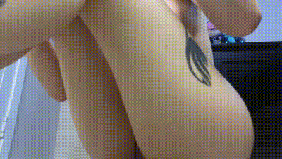 推特博主【ichigo】肤白貌美魔鬼身材 三指开穴扣的满手都是白浆场面极度反差 动图预览 - 私房ACG - sifacg.com