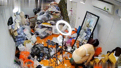 美女直播帶貨賣衣服露點換衣服 动图预览 - 私房ACG - sifacg.com