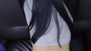 偷偷跟同事在午休时爽了一把 - 私房ACG - sifacg.com