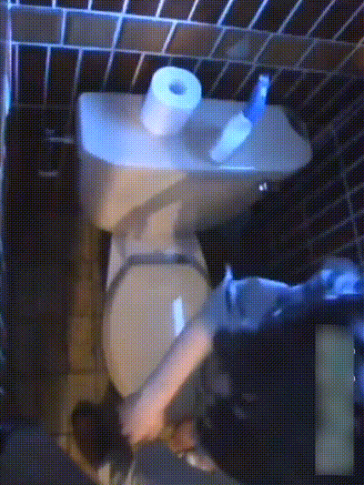 湾湾大波嫩乳少女失恋 酒吧彻夜买醉 最后在厕所被人捡尸 无情玩弄 肆意蹂躏！ 动图预览 - 私房ACG - sifacg.com