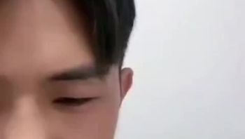 全网疯求6秒原视频！抖音绿帽奴直播闪现自己老婆的巨乳 白嫩丰满的大奶子相当让人着迷！ - 私房ACG - sifacg.com