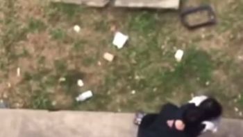 某地校园 男生宿舍3栋楼下 小情侣表演凌空抽射 留下一地避孕套 - 私房ACG - sifacg.com