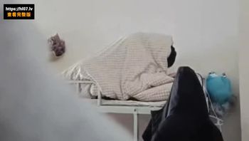 浙江嘉兴学院 男同学带女朋友带回寝室 当众啪啪啪被室友偷拍全校疯传！ - 私房ACG - sifacg.com