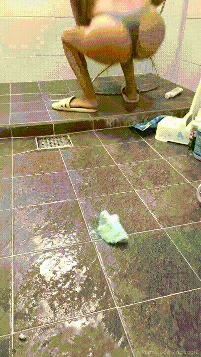 偷拍姐姐洗澡【dduggi2】 动图预览 - 私房ACG - sifacg.com