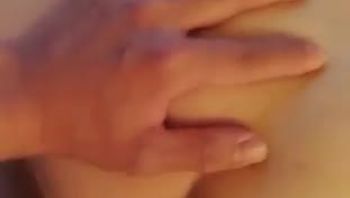 淫荡事件二:被客人骗到酒店群p，偷拍多个视频 - 私房ACG - sifacg.com