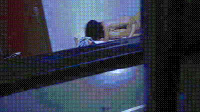 中国某林业大学大一情侣开房激情做爱太入迷忘记关窗户被偷拍 十分真实 动图预览 - 私房ACG - sifacg.com