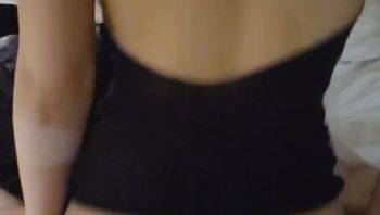 老师变炮友！瓜友分享以前的画室老师 毕业带去酒吧喝酒成功套路到酒店 她结婚还给她随了礼钱！ - 私房ACG - sifacg.com