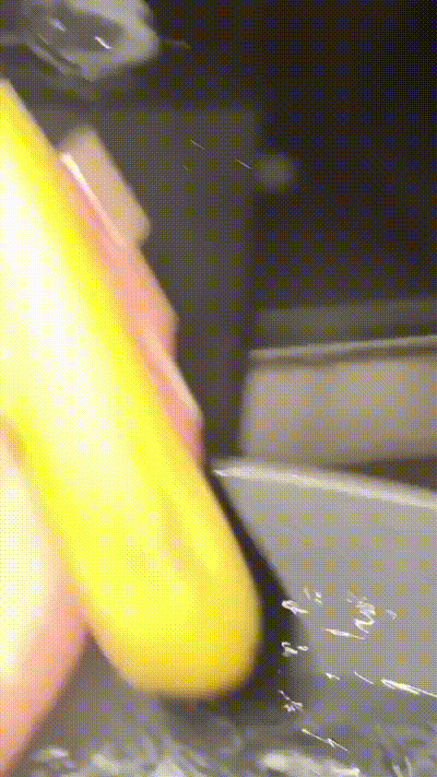 想不想免费坐飞机✈️✈️✈️？哈哈哈哈哈 动图预览 - 私房ACG - sifacg.com