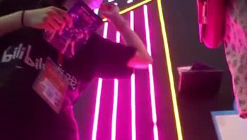 冬天来啦 抄底内容渐行渐远 归纳一下今年年度无内的几个抄底精品 手机掏进裙子里拍菊花是真牛！ - 私房ACG - sifacg.com