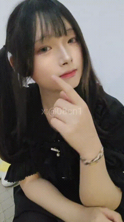 是从正面呢？还是背面呢？ 动图预览 - 私房ACG - sifacg.com