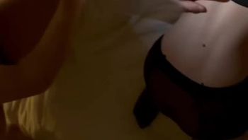 骚货把黑丝穿好 今晚跟我兄弟一起玩！极品女友被绿帽男友跟单男搞的嗷嗷叫！ - 私房ACG - sifacg.com