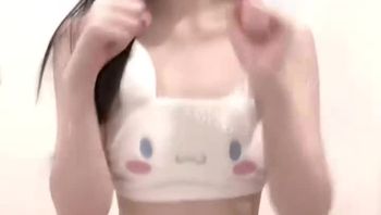 冬天限定ㄉ熊熊战袍，我好喜欢，有男生想来拆熊熊？ - 私房ACG - sifacg.com