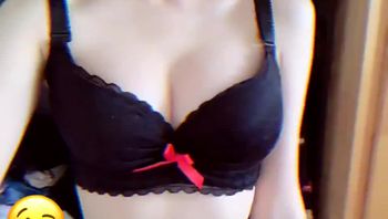 哥哥们 可能我是男孩子哎 看看我的脖子😅 - 私房ACG - sifacg.com