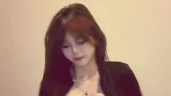 只对姐姐的奶有兴趣嘛 姐姐也很好看😞 - 私房ACG - sifacg.com