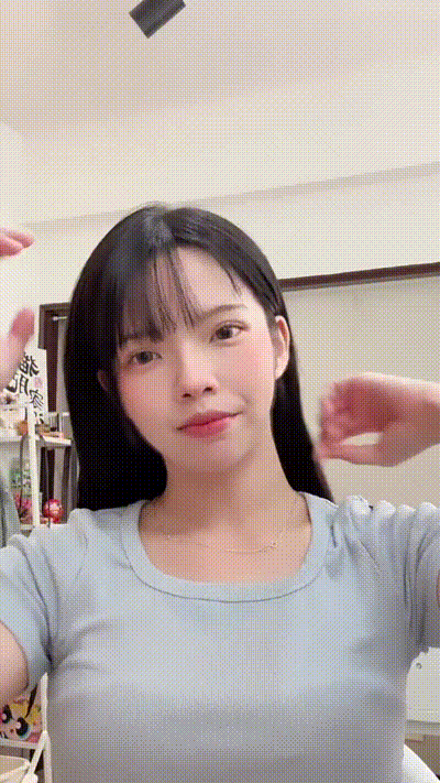 露腋下比露奶不好意思 动图预览 - 私房ACG - sifacg.com