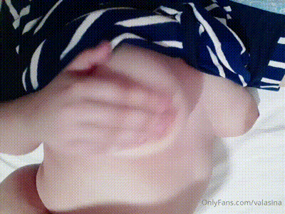 各种 诱惑，自摸挑逗高潮不断【valasina】 动图预览 - 私房ACG - sifacg.com