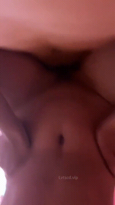 被男友拍下淫荡的一面！ 动图预览 - 私房ACG - sifacg.com