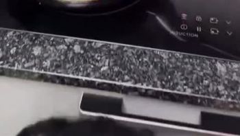 肥美的极品少女，颜值虽然不高但是真的很骚 - 私房ACG - sifacg.com