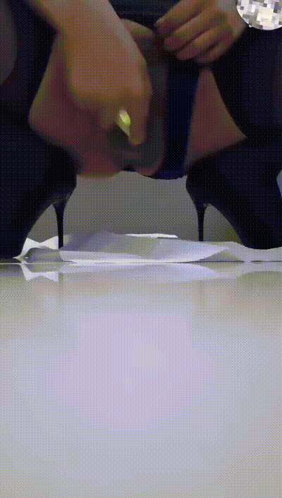 就在刚刚上班自慰①好骚 逼逼被跳蛋撑的都合不上了 动图预览 - 私房ACG - sifacg.com