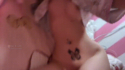 最新流出，抖音12万粉，绝顶反差cos天生萝莉体【神再佑我璐酱】 动图预览 - 私房ACG - sifacg.com