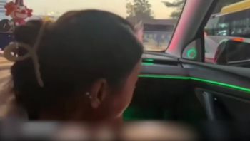 淫骚母狗与男友玩在高速上边开车边口交！ - 私房ACG - sifacg.com