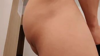 上翘肉臀 - 私房ACG - sifacg.com