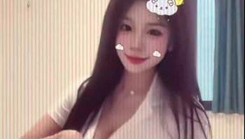 我又丰满了一点，奶都变得超级大了，今天配点白丝袜给你们尝尝 - 私房ACG - sifacg.com