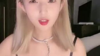 某航空公司巨乳空姐下海捞金~镜头直怼蝴蝶逼 - 私房ACG - sifacg.com