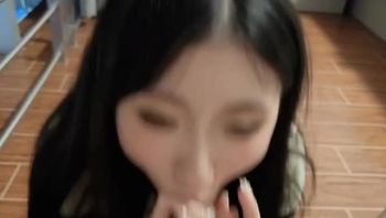 杭州西湖顶美极品贫乳少女 王若楠 ，高颜值大眼小妹 - 私房ACG - sifacg.com