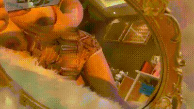 顶级网红进驻调教露出吞精舔脚惨遭粉丝扒出曝光 动图预览 - 私房ACG - sifacg.com