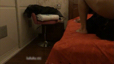 蛋叔用大鸡巴口爆29岁 少妇一边草不停叫爸爸还一边和闺蜜打电话 动图预览 - 私房ACG - sifacg.com