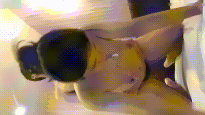 学生妹性爱-惨遭学长套路宿舍锁门 了我们只能去开房了 动图预览 - 私房ACG - sifacg.com