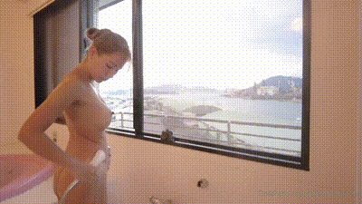 奶子大大的美丽小姐姐 (naomiiichannel) 动图预览 - 私房ACG - sifacg.com